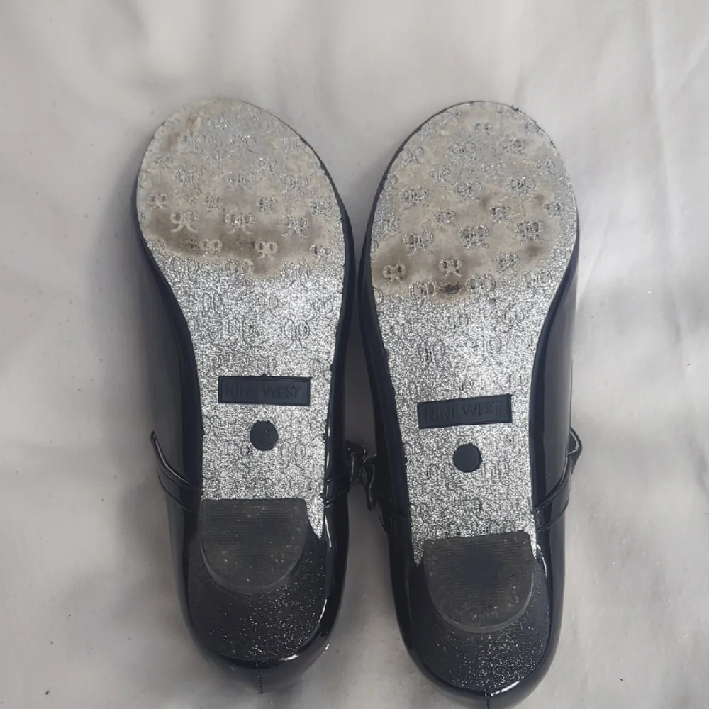 Girls Mary Jane Black Patent Leather Dress Shoes Size 5 W/ Heel